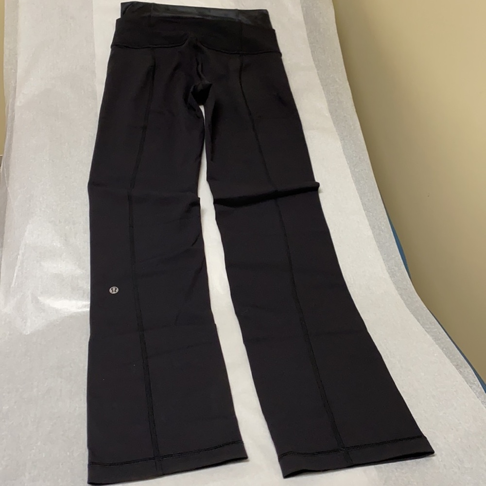 Lululemon double waistband black 8R - Picture 7 of 8